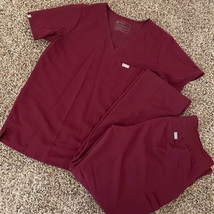 Fig’s women Burgundy scrubs